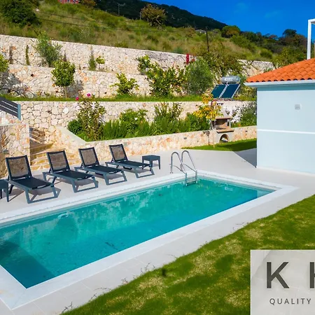 Two Golden Sun With Private Pools Near Skala Village Вилла Ratzaklion