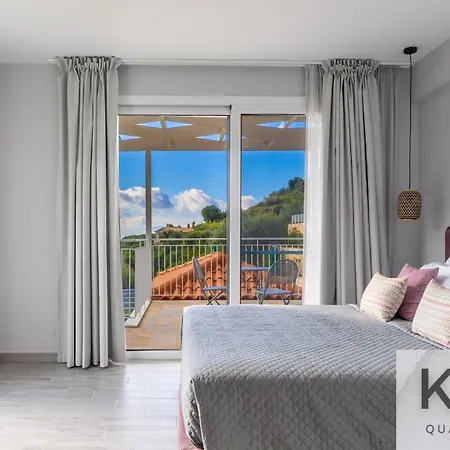 Вилла Two Golden Sun With Private Pools Near Skala Village Ratzaklion