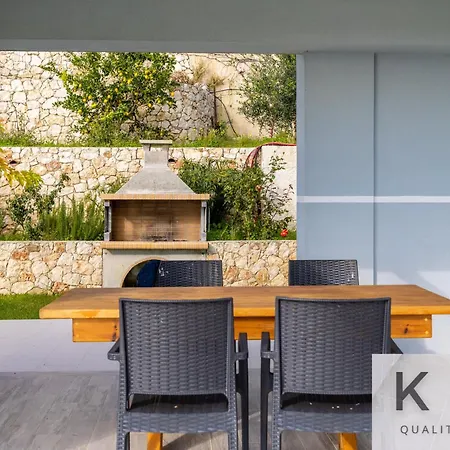 Two Golden Sun With Private Pools Near Skala Village *